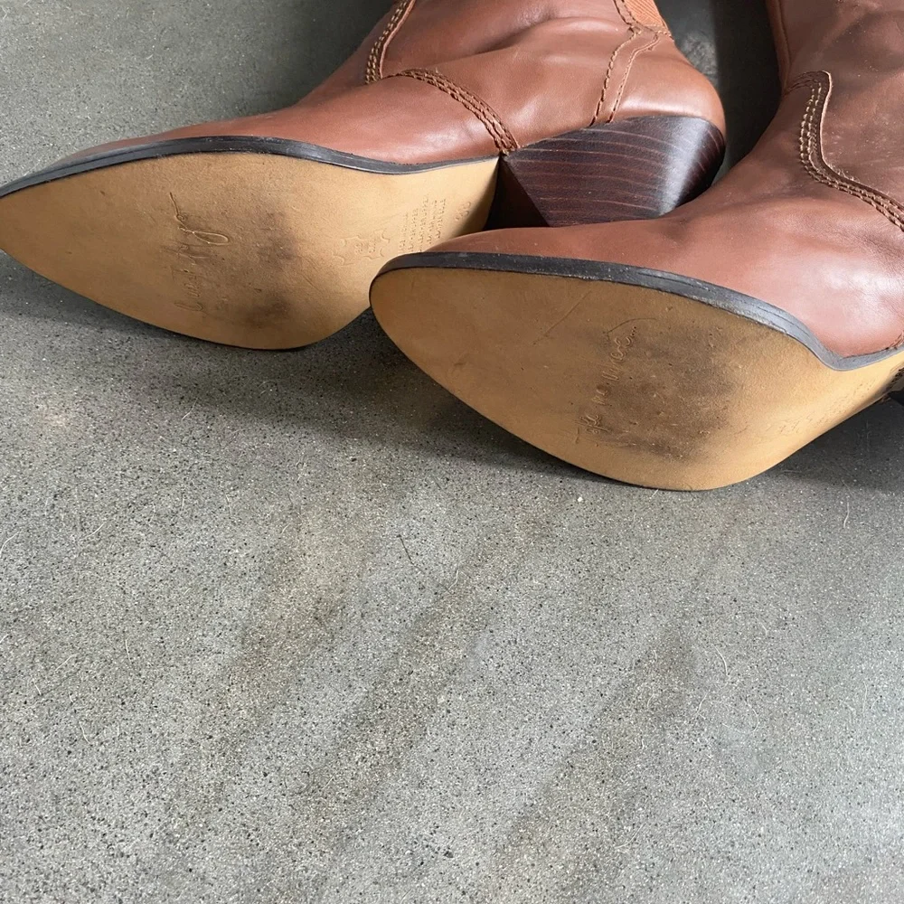 New knee length leather boots - Picture 6 of 8